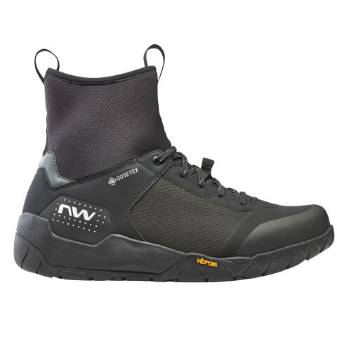 Zateplené cyklistické tretry Northwave Multicross Mid Gtx